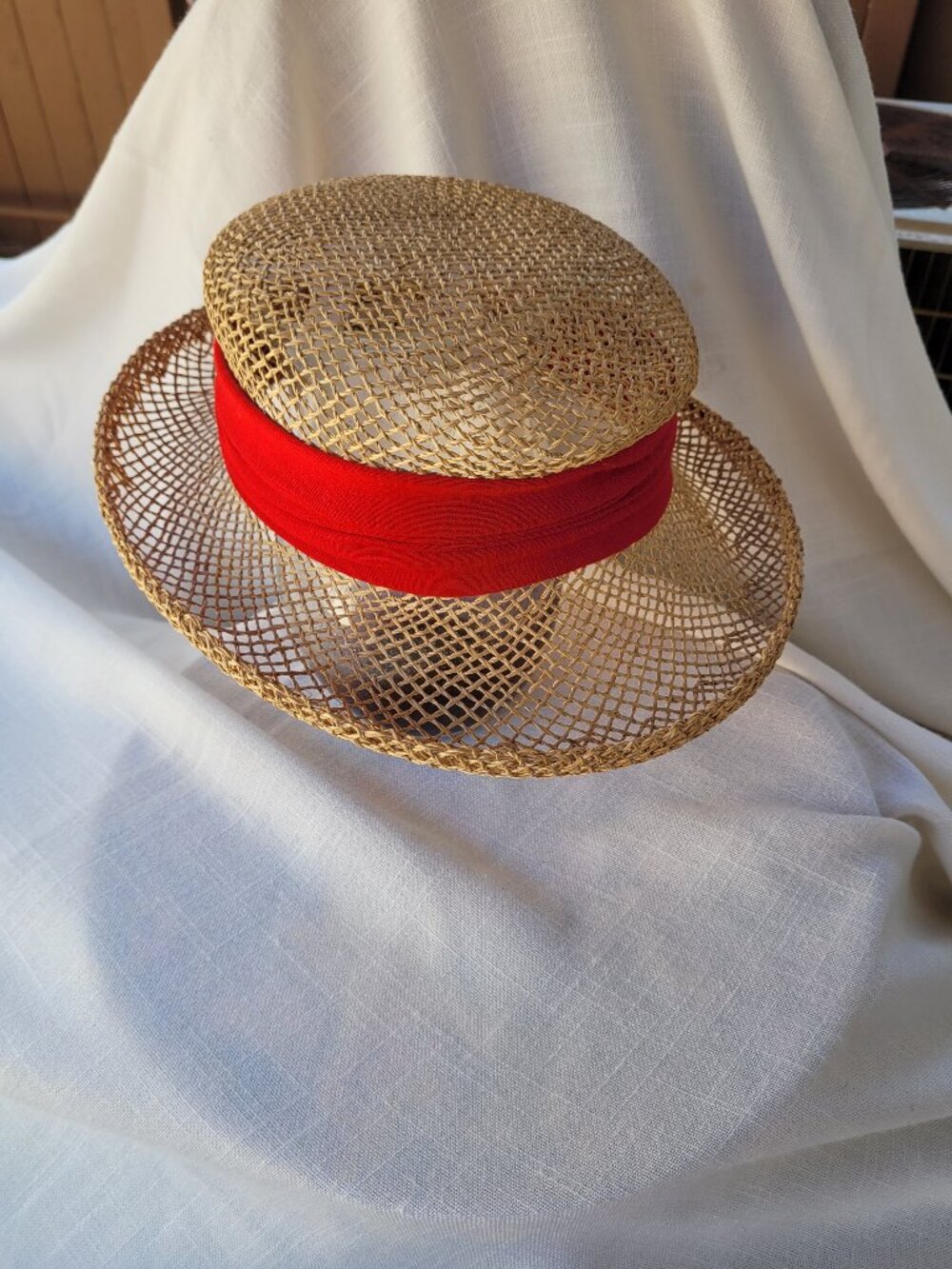 INATOO Straw Sun Hat Roll-Up Brim Tan Red Ribbon NWOT